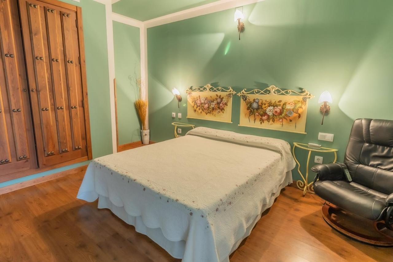 Hotel Rural El Labriego By Vivere Stays Plasenzuela Ngoại thất bức ảnh