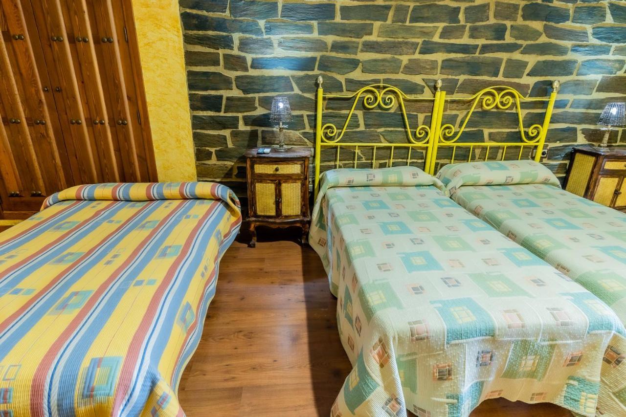 Hotel Rural El Labriego By Vivere Stays Plasenzuela Ngoại thất bức ảnh
