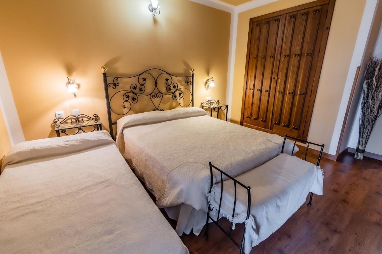 Hotel Rural El Labriego By Vivere Stays Plasenzuela Ngoại thất bức ảnh