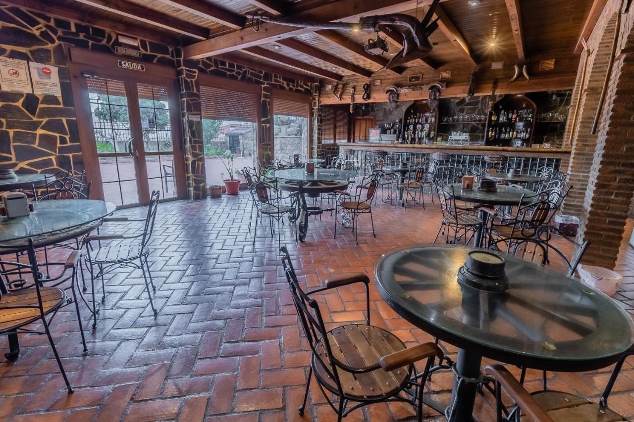 Hotel Rural El Labriego By Vivere Stays Plasenzuela Ngoại thất bức ảnh