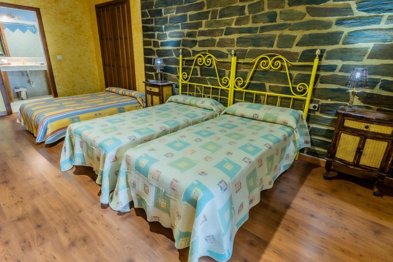 Hotel Rural El Labriego By Vivere Stays Plasenzuela Ngoại thất bức ảnh