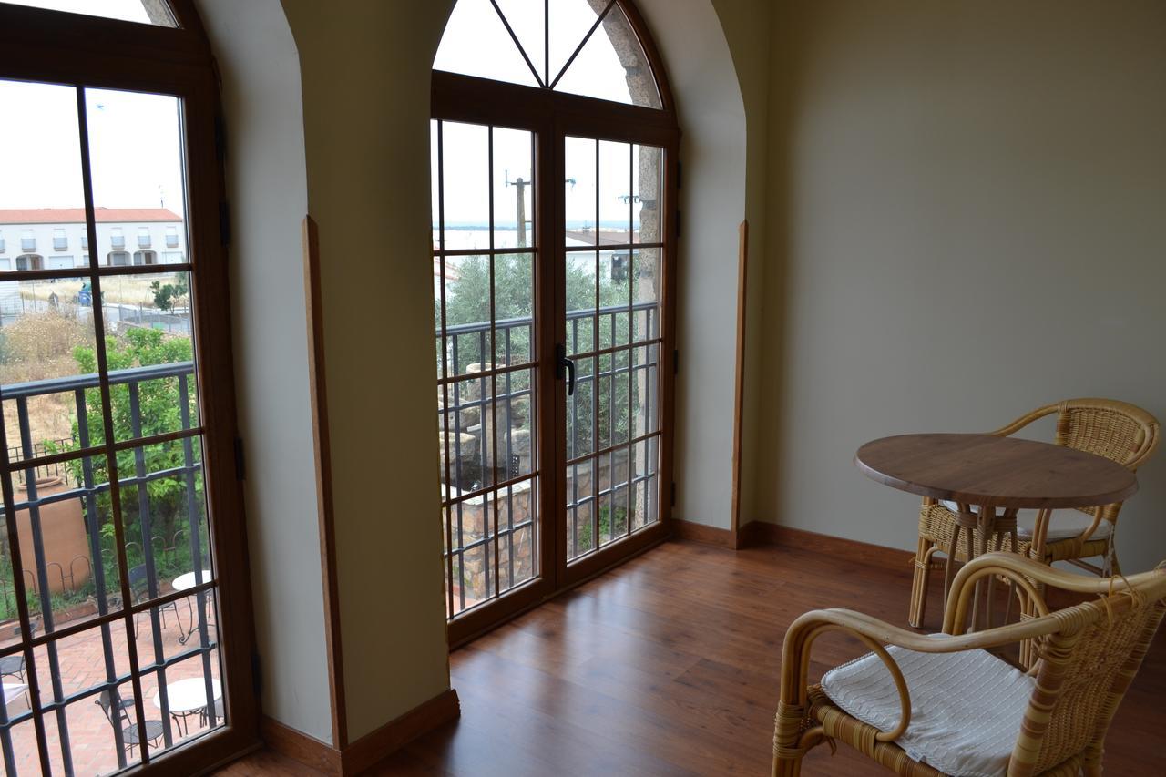 Hotel Rural El Labriego By Vivere Stays Plasenzuela Ngoại thất bức ảnh